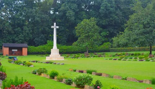 ওয়ার সিমেট্রি, চট্টগ্রাম