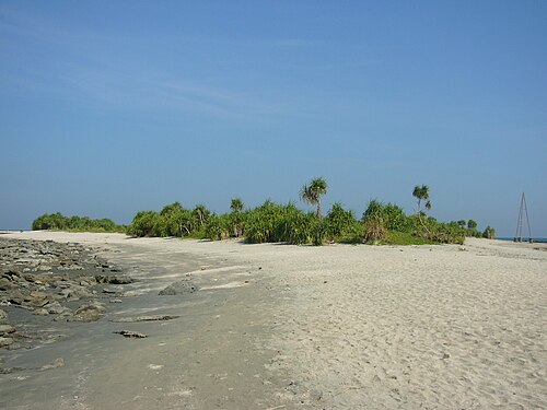 ছেঁড়া দ্বীপ, কক্সবাজার