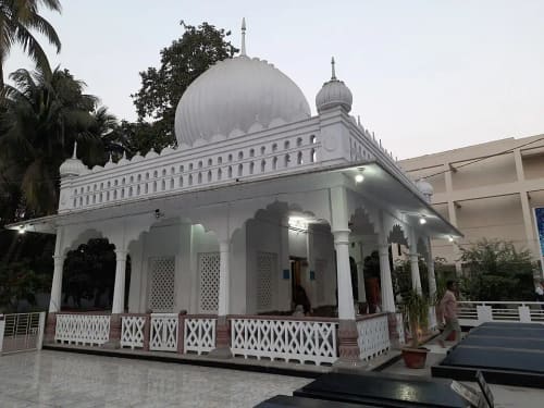 লালন শাহের মাজার, কুষ্টিয়া