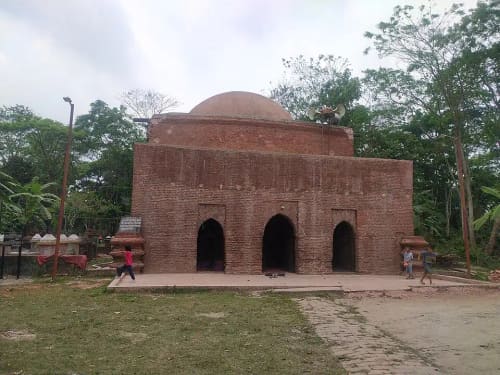 মজিদবাড়িয়া শাহী মসজিদ, পটুয়াখালী